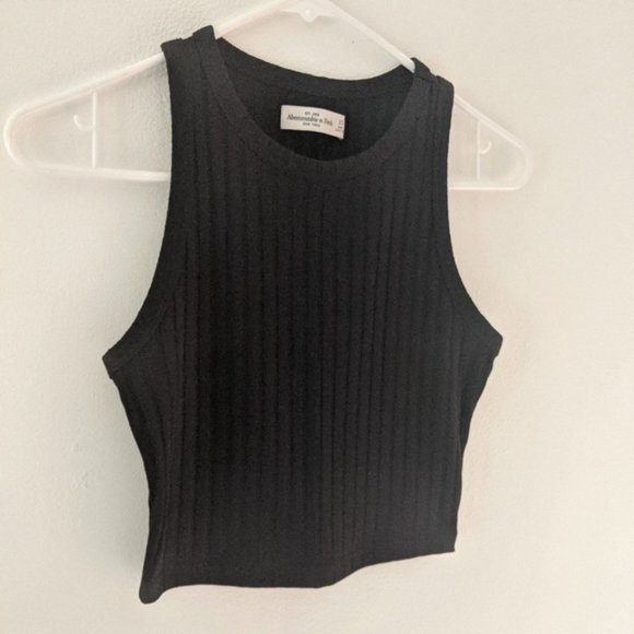 NWOT Abercrombie Ribbed High-necked Black Crop Top Size XS - Picture 2 of 4